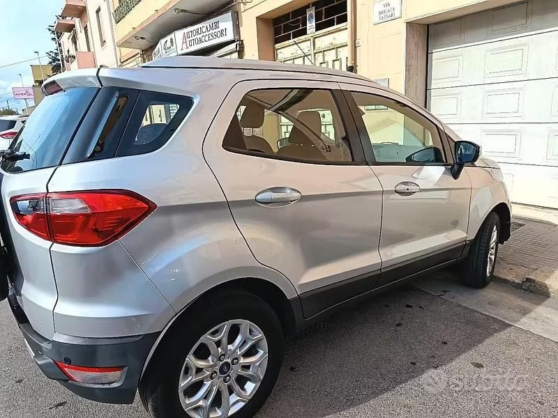 Usata Ford Ecosport Sport 90 CV (66 kW) 2015 Grigio SUV