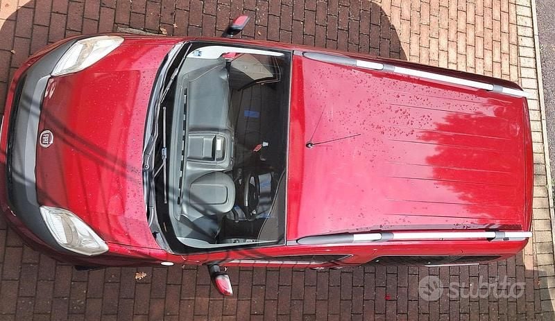 Rosso Usata 2016 Fiat Qubo Monovolume | 8000 € (Ottimo prezzo) - Immagine 1/3