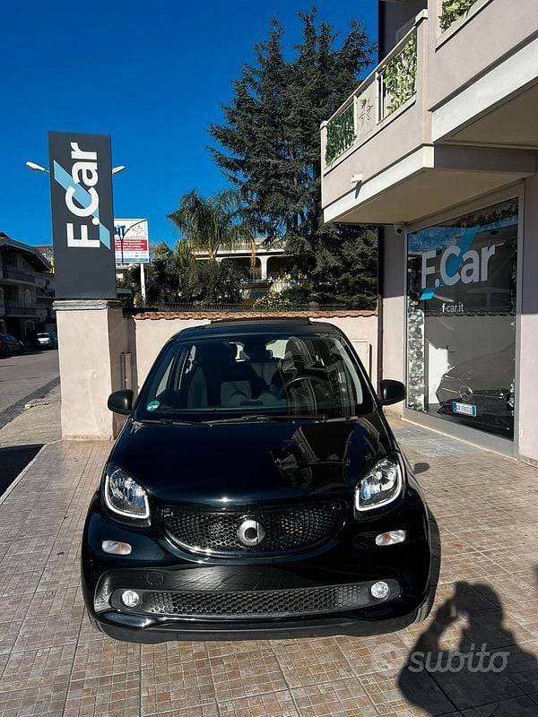 Usata Smart ForFour Passion 90 CV (66 kW) 2019 Nero Utilitaria
