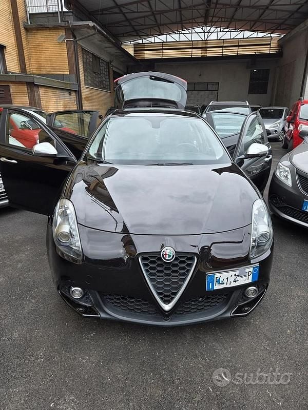 Gebraucht Alfa Romeo Giulietta Business 120 PS (88 kW) 2017 Schwarz Kleinwagen
