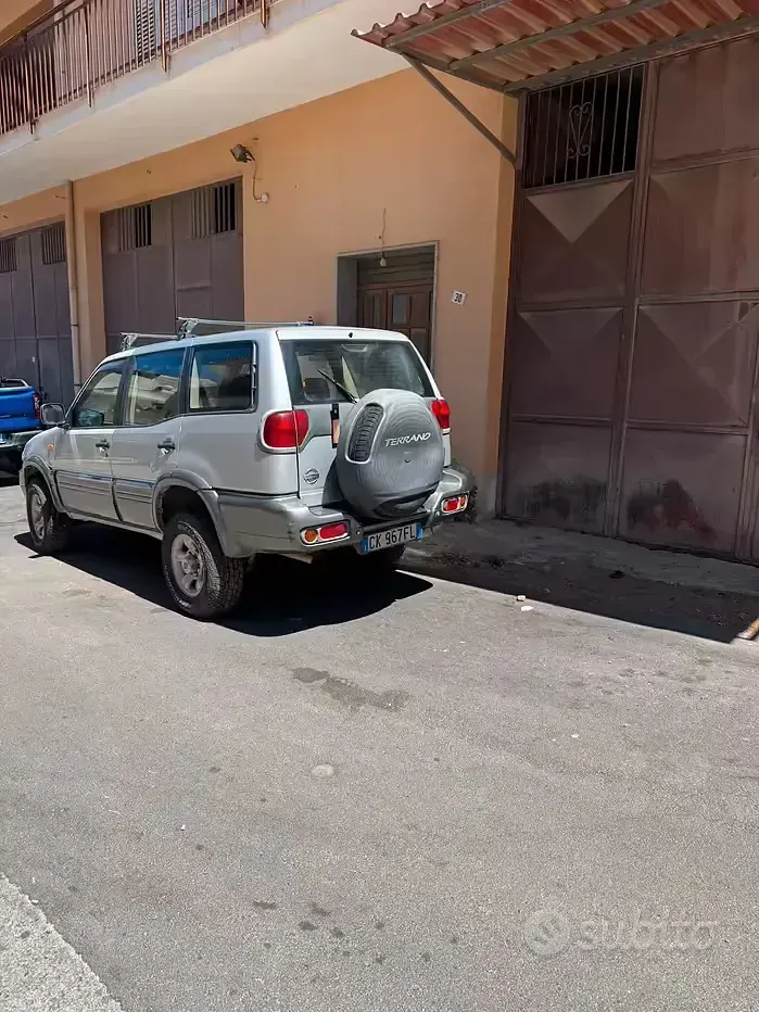 Usata Nissan Terrano 154 CV (113 kW) 2003 Grigio SUV