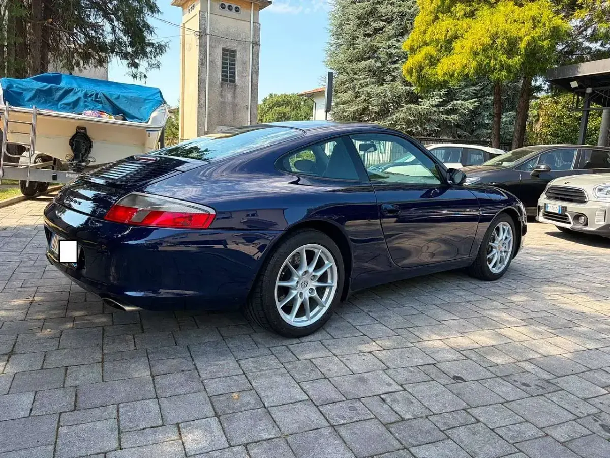 Usata Porsche 911 Carrera 320 CV (235 kW) 2002 Blu/azzurro Coupé