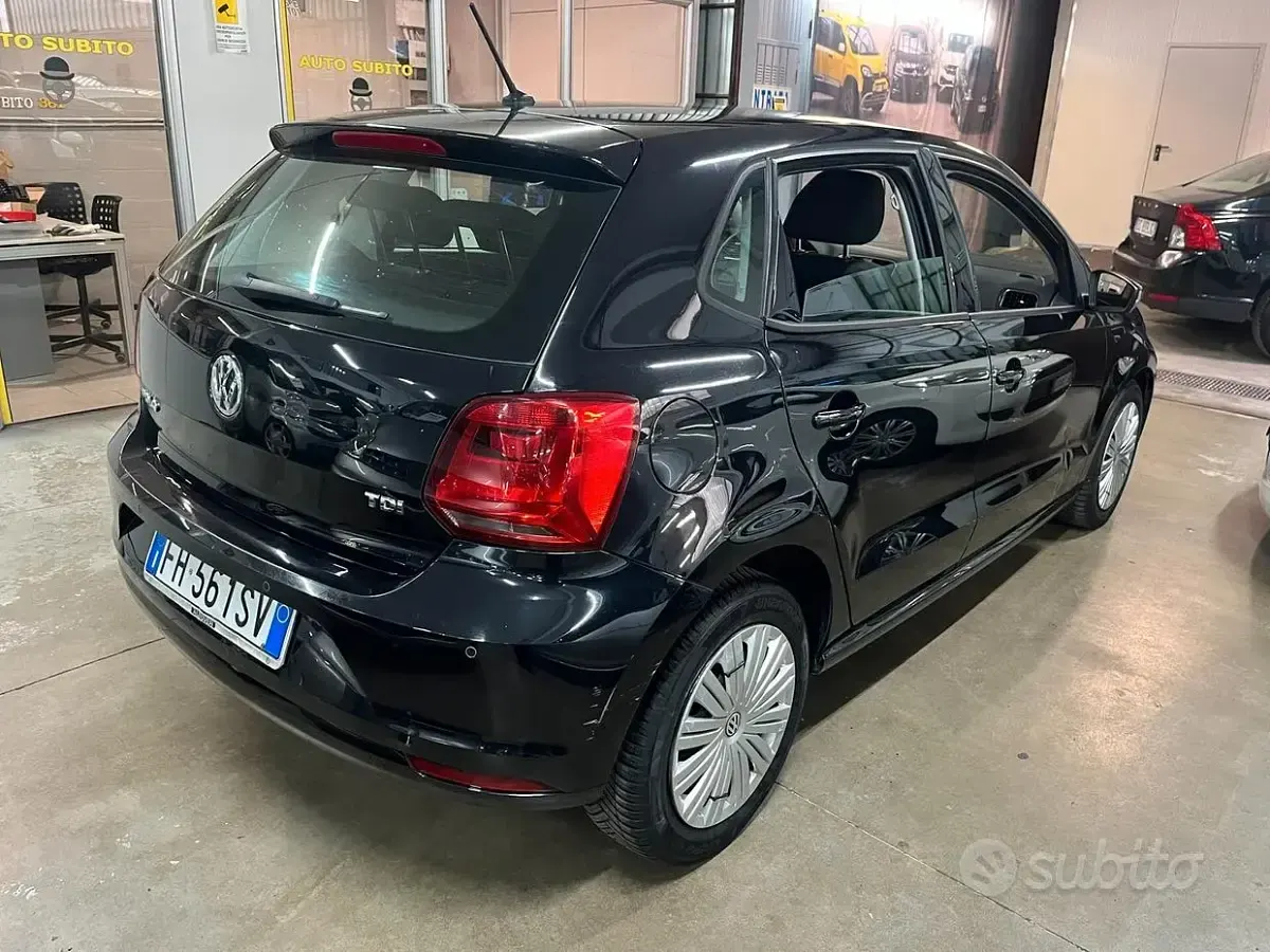Usata VW Polo 75 CV (55 kW) 2017 Nero Berlina
