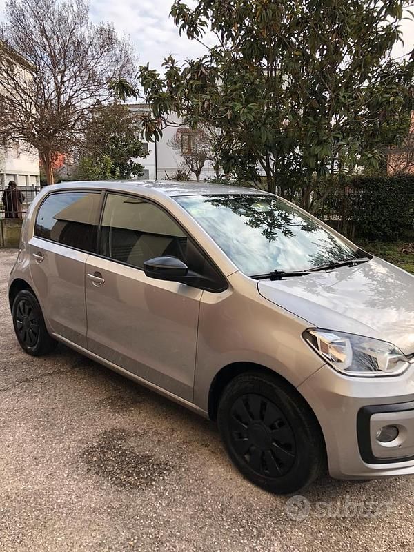 Usata VW up! 2017 Grigio Utilitaria