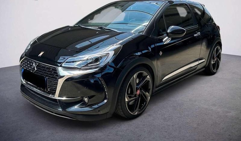 Nero Usata 2017 DS Automobiles DS3 Performance Black Special Tre volumi | 14.800 € (Buon prezzo) - Immagine 1/4