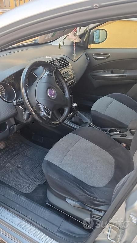 Usata Fiat Bravo 105 CV (77 kW) 2009 Grigio Utilitaria