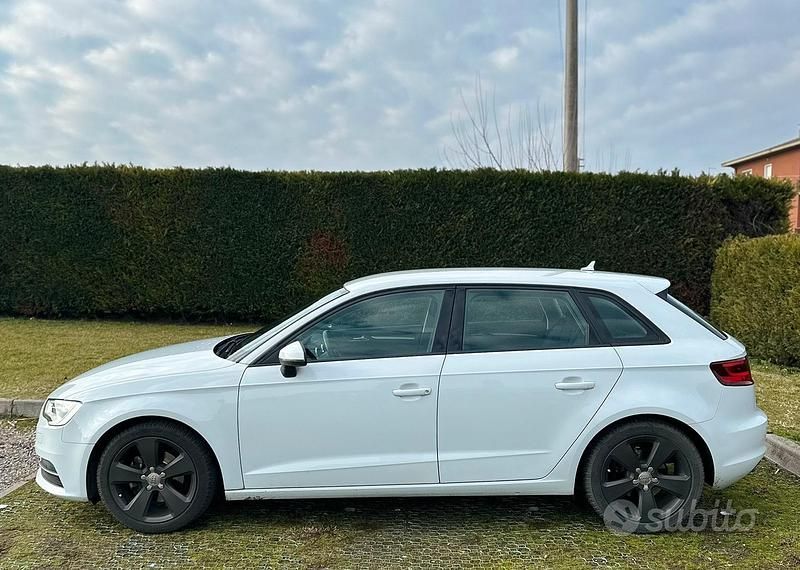 Usata Audi A3 Ambition 105 CV (77 kW) 2014 Bianco Berlina