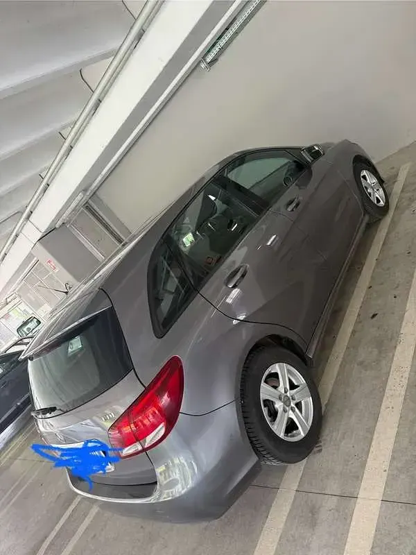 Usata Mercedes B180 Executive 109 CV (80 kW) 2015 Utilitaria