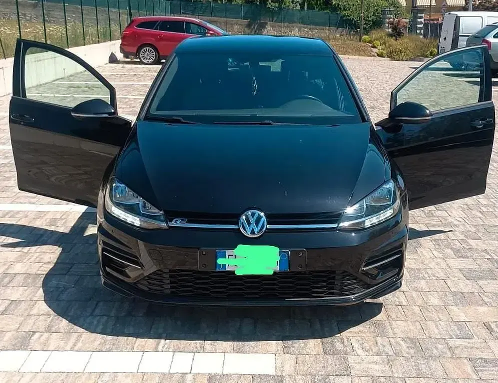 Usata VW Golf VII R-line 125 CV (91 kW) 2017 Nero Berlina