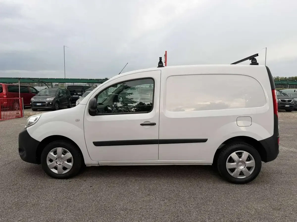 Usata Renault Kangoo 95 CV (69 kW) 2021 Bianco Monovolume