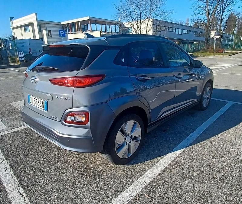 Usata Hyundai Kona XPrime 50 kW (68 CV) 2021 Grigio SUV