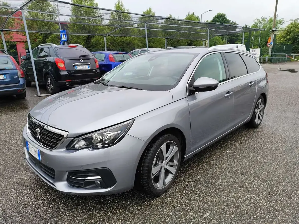 Occasion Peugeot 308 SW Allure 131 ch (96 kW) 2017 Gris Break