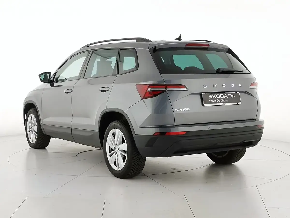 Usata Skoda Karoq Executive 150 CV (110 kW) 2025 Grigio SUV