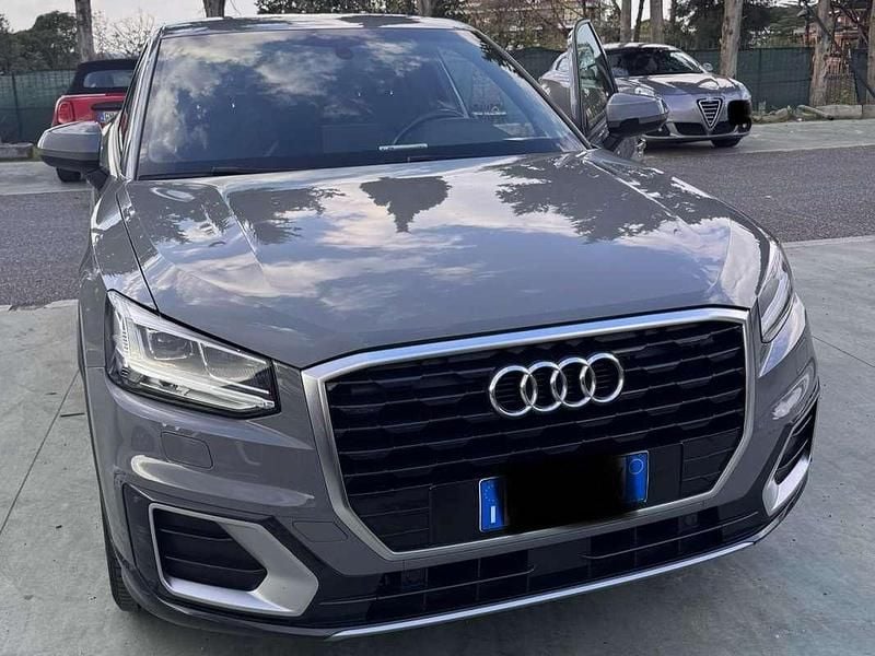 Usata Audi Q2 Admired 150 CV (110 kW) 2019 Grigio SUV