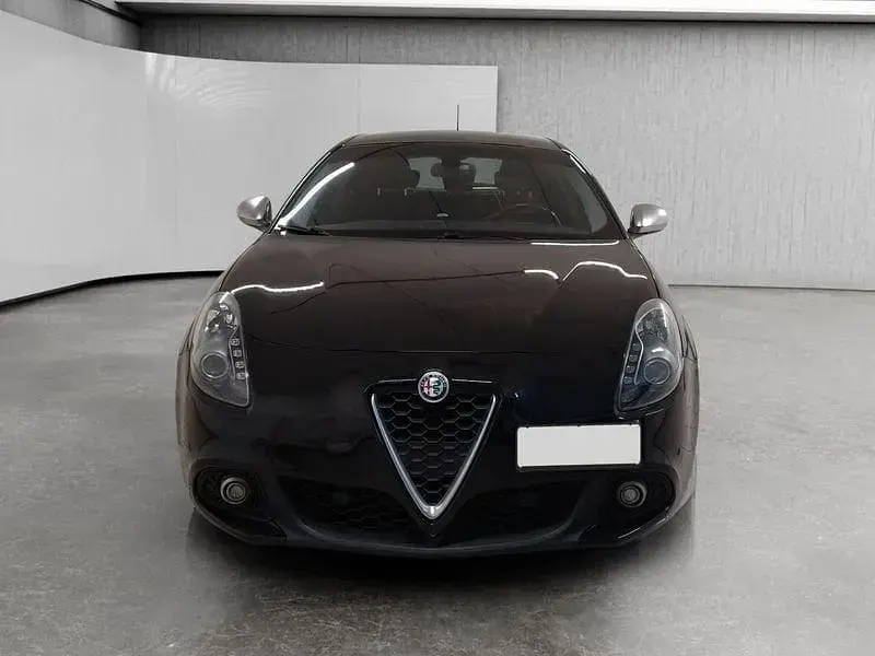 Usata Alfa Romeo Giulietta Super 119 CV (87 kW) 2018 Nero Utilitaria