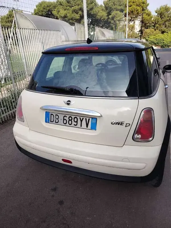 Usata Mini One D 88 CV (64 kW) 2006 Bianco Utilitaria