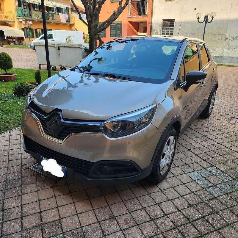 Usata Renault Captur Life 90 CV (66 kW) 2016 SUV