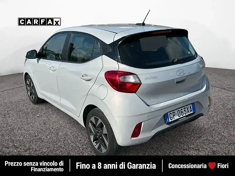Usata Hyundai i10 67 CV (49 kW) 2023 Grigio Utilitaria