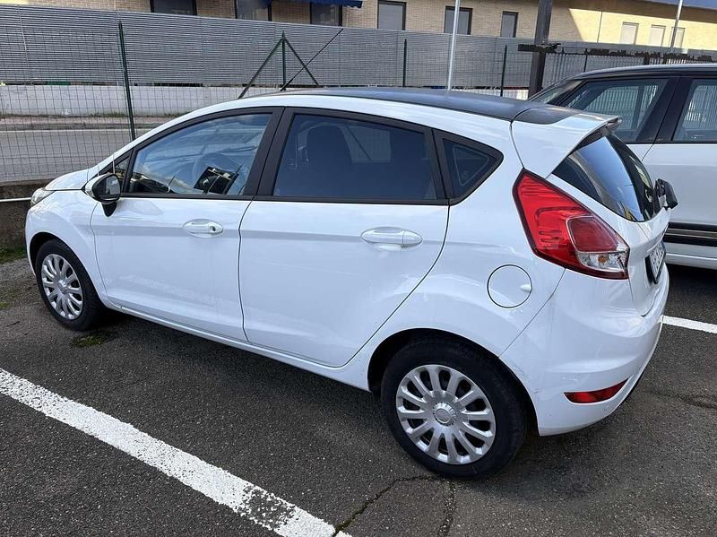 Usata Ford Fiesta Business Edition 97 CV (71 kW) 2016 Other Berlina