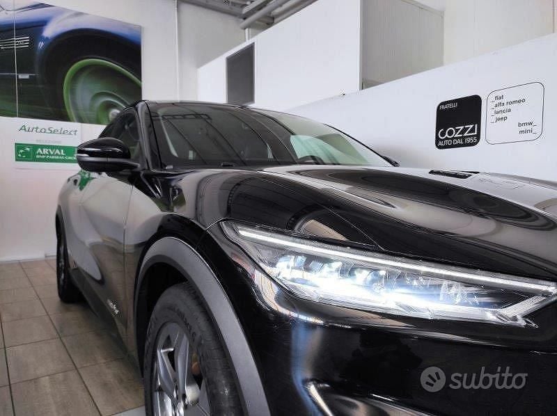 Usata Ford Mustang Mach-E Standard Range 100 kW (136 CV) 2021 Nero SUV