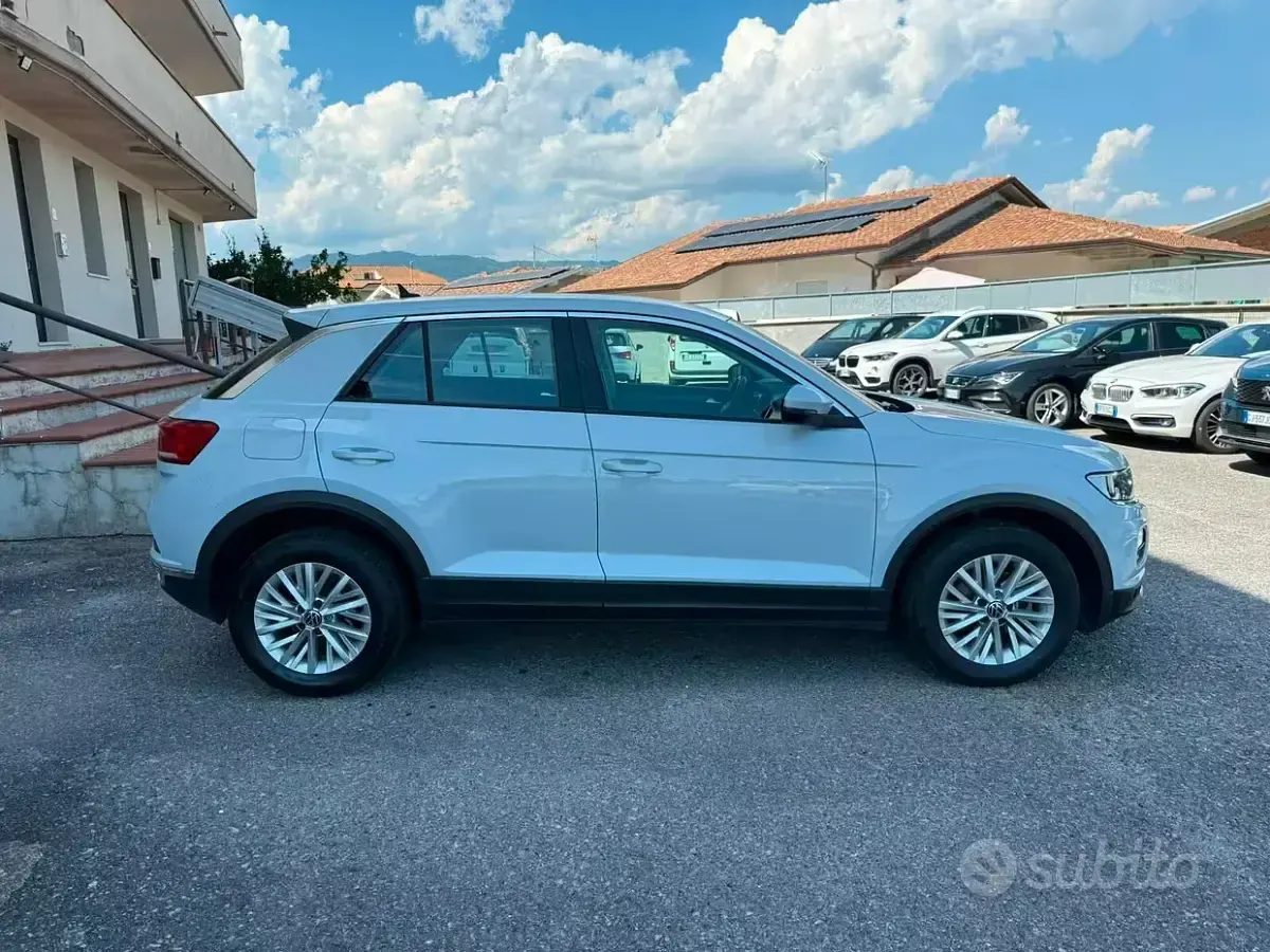 Usata VW T-Roc Business 150 CV (110 kW) 2021 Bianco SUV