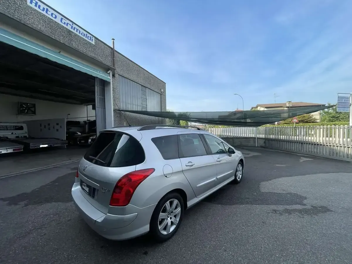 Usata Peugeot 308 SW Active 114 CV (83 kW) 2013 Other Station wagon