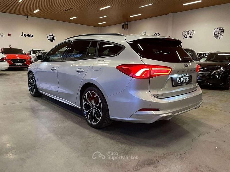 Usata Ford Focus ST-Line 120 CV (88 kW) 2021 Argento Station wagon