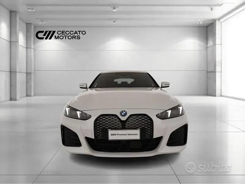 Usata BMW i4 M Sport 294 kW (401 CV) 2025 Bianco Berlina