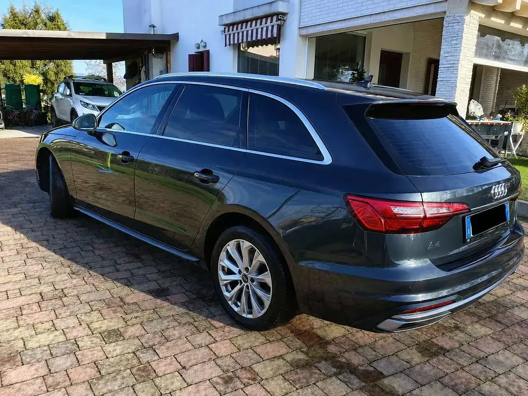 Usata Audi A4 Advanced Plus 163 CV (119 kW) 2021 Nero Station wagon