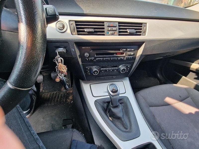 Usata BMW 316 2011 Nero Station wagon