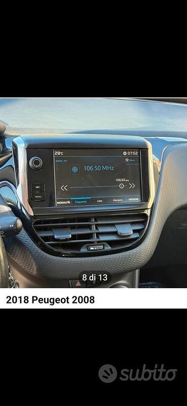 Usata Peugeot 2008 Allure 82 CV (60 kW) 2018 Nero SUV