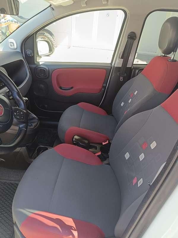 Usata Fiat Panda Lounge 95 CV (69 kW) 2018 Bianco Utilitaria