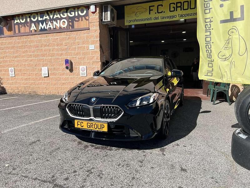 Other Usata 2025 BMW 120 M Sport Due volumi | 40.500 € (Molto cara) - Immagine 1/4