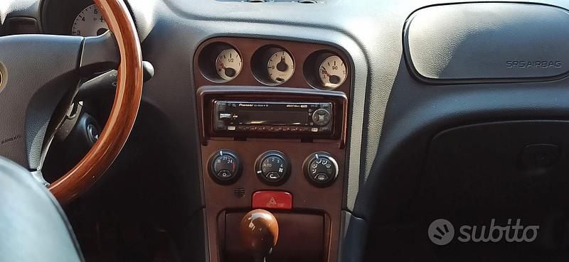 Usata Alfa Romeo 156 105 CV (77 kW) 1999 Grigio Berlina