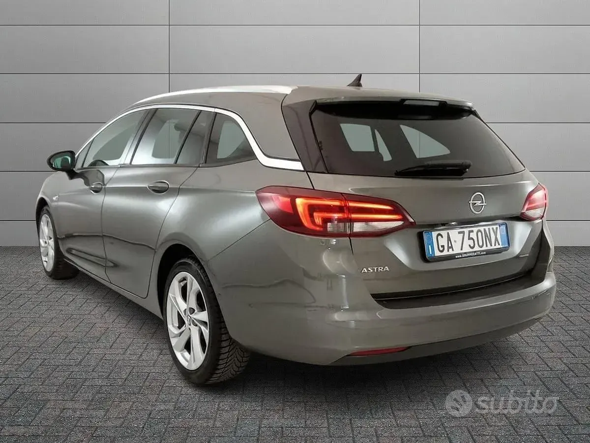 Usata Opel Astra 122 CV (89 kW) 2020 Grigio Station wagon