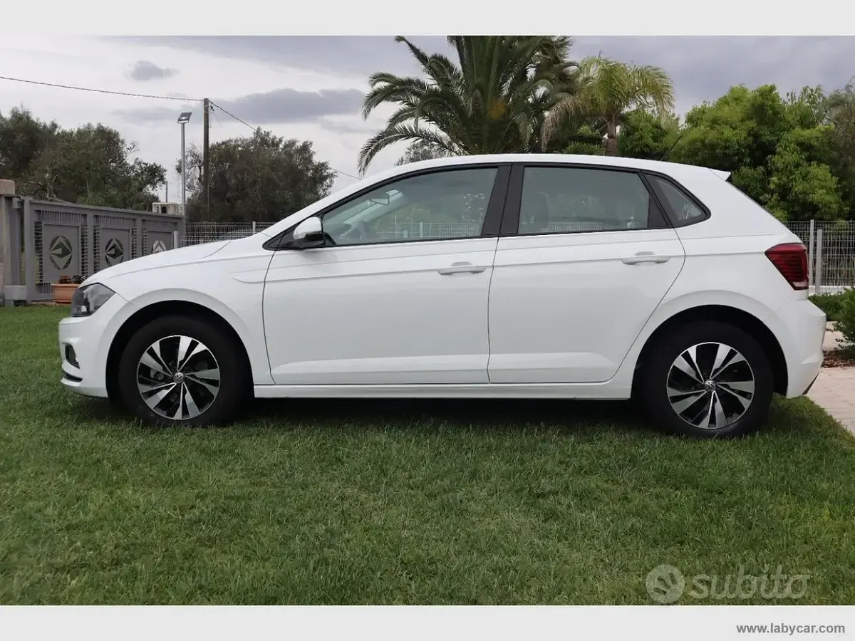 Usata VW Polo Comfortline 95 CV (69 kW) 2019 Bianco Utilitaria