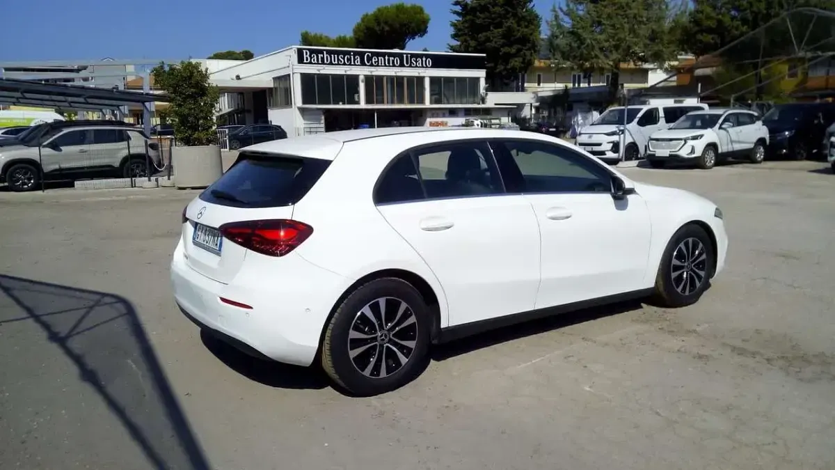 Usata Mercedes A180 Advanced 116 CV (85 kW) 2025 Bianco Berlina