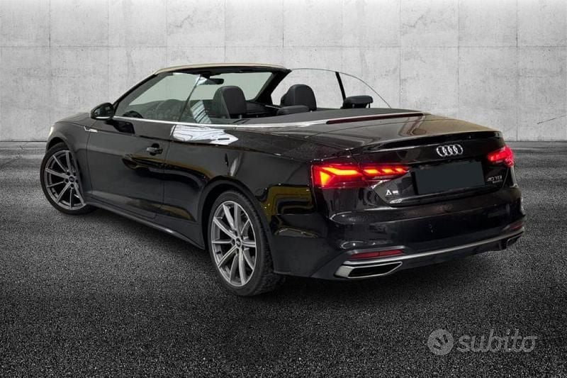 Usata Audi A5 Cabriolet Comfort 190 CV (139 kW) 2020 Nero metallizzato Cabrio