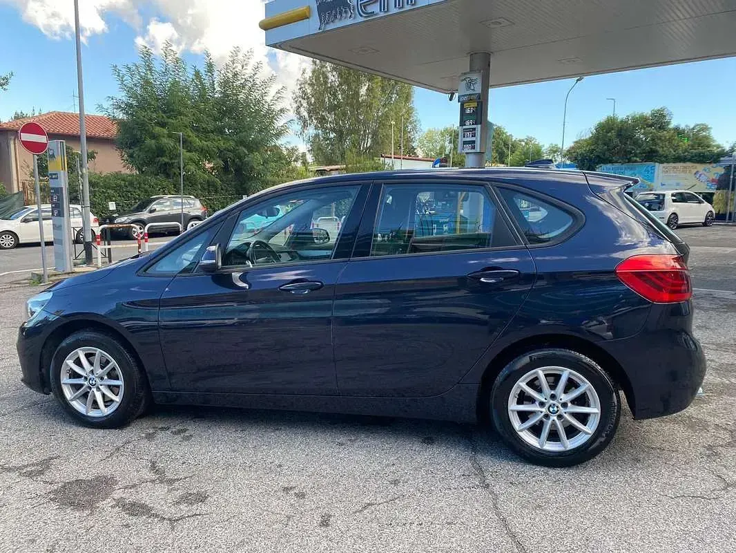 Usata BMW 218 Active Tourer 150 CV (110 kW) 2017 Blu/azzurro Monovolume