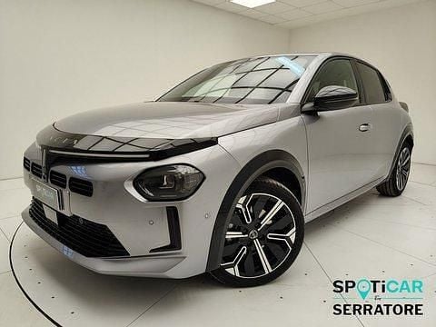 Usata Lancia Ypsilon 110 CV (80 kW) 2025 Grigio Utilitaria