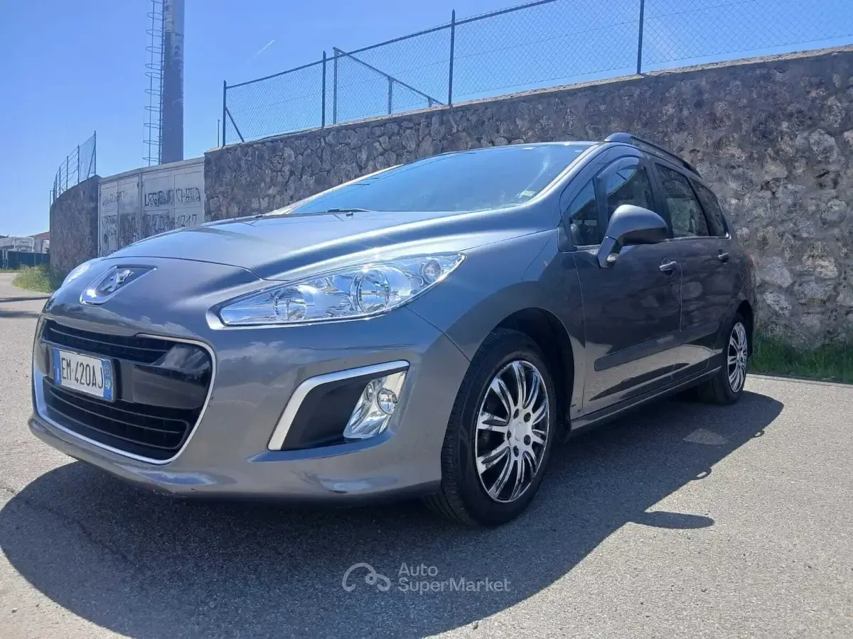 Usata Peugeot 308 Business-Line 92 CV (67 kW) 2012 Argento Station wagon