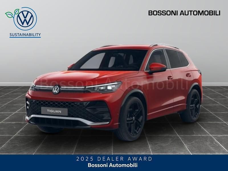 Rosso Nuova 2025 VW Tiguan R-line SUV | 53.017 € - Immagine 1/4