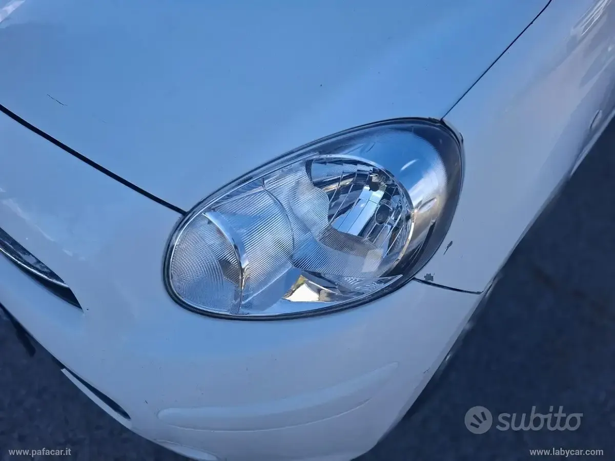 Usata Nissan Micra Acenta 98 CV (72 kW) 2011 Utilitaria