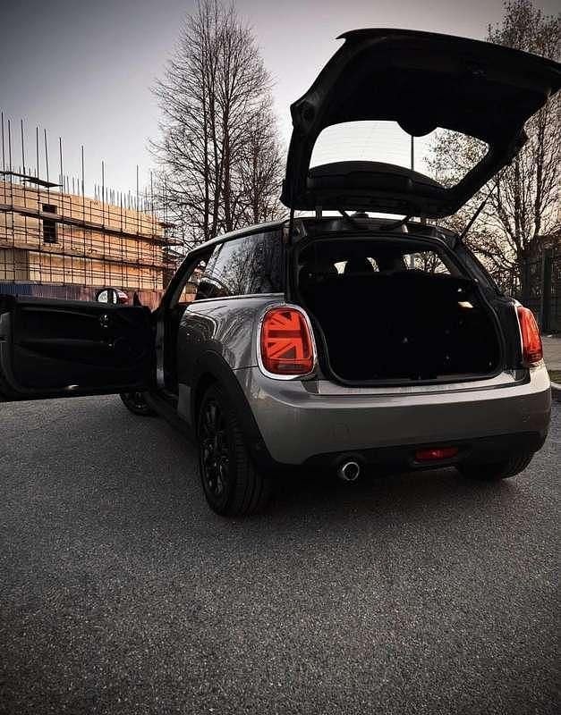 Usata Mini Cooper D Business 116 CV (85 kW) 2018 Utilitaria