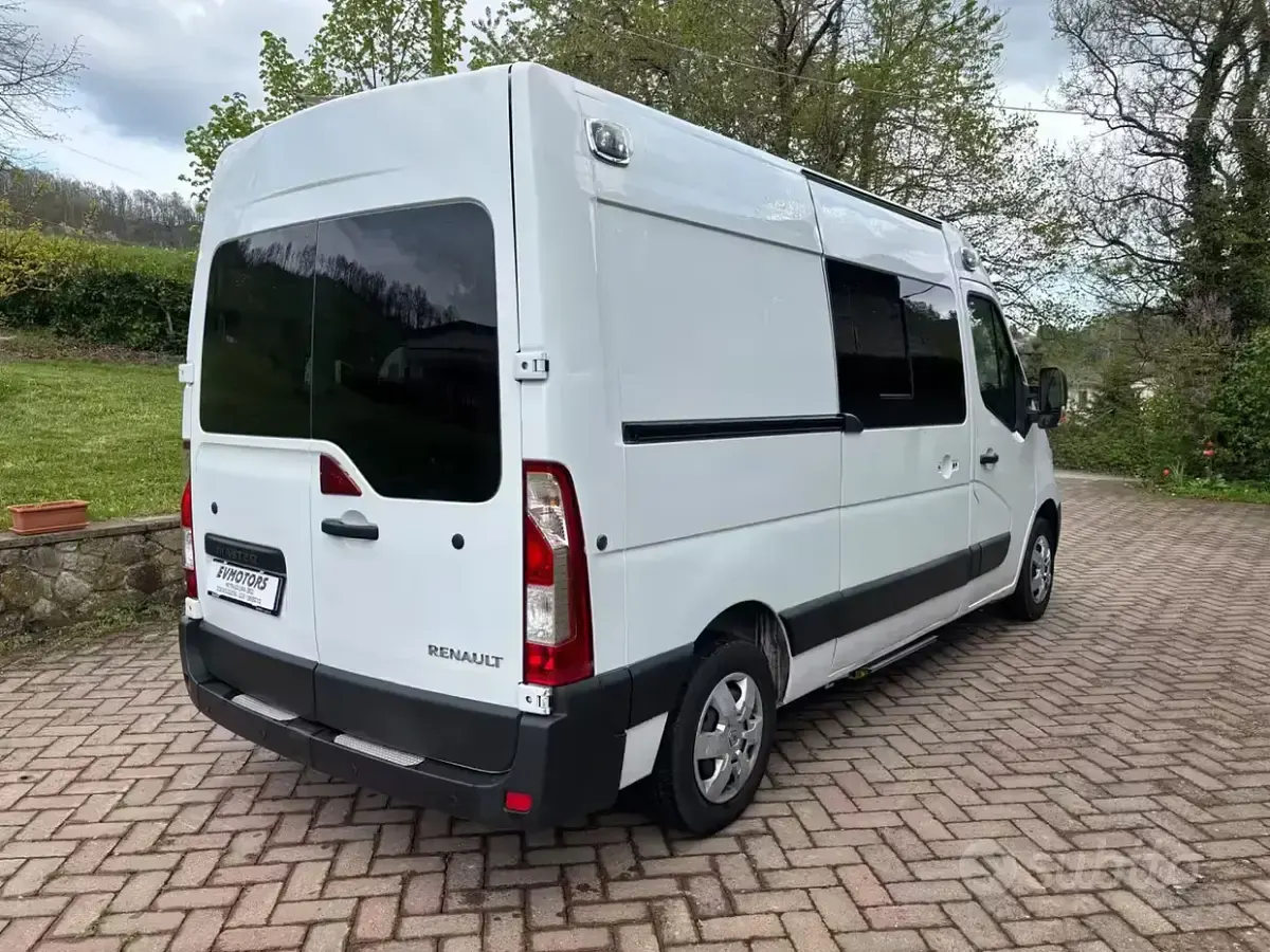 Usata Renault Master 125 CV (91 kW) 2012 Bianco Berlina