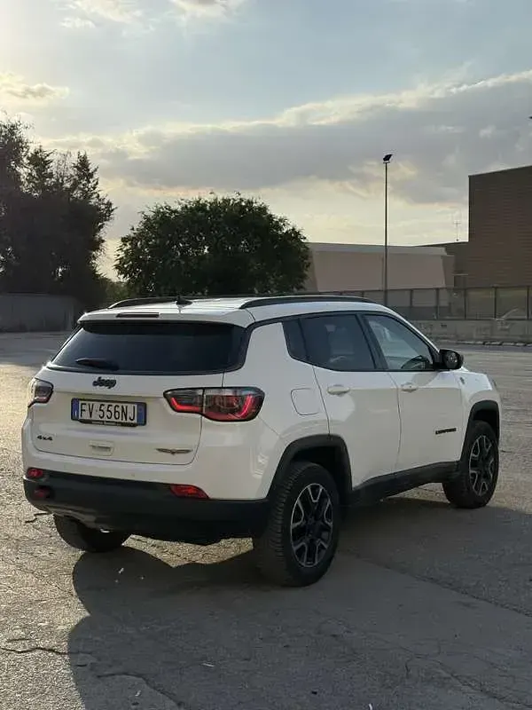 Usata Jeep Compass Trailhawk 170 CV (125 kW) 2019 SUV
