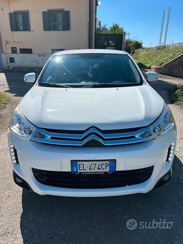 Usata Citroën C4 114 CV (83 kW) 2014 Bianco Utilitaria