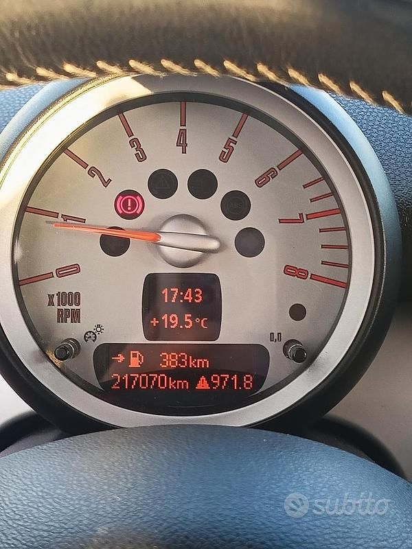 Usata Mini Cooper 116 CV (85 kW) 2006 Rosso Utilitaria