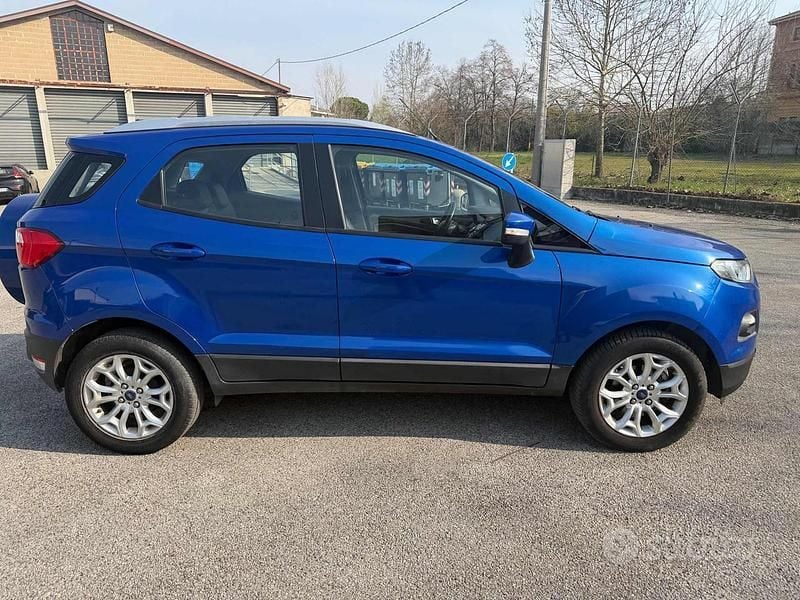 Usata Ford Ecosport Titanium 110 CV (80 kW) 2016 Blu SUV