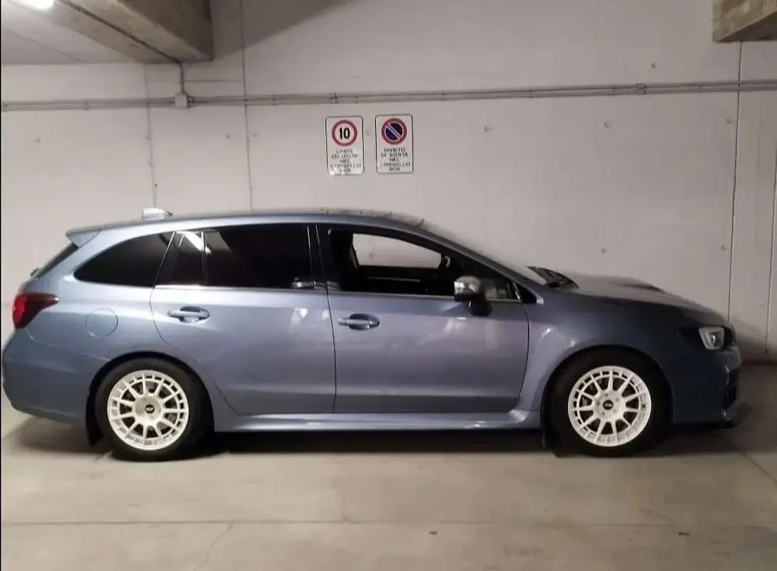 Usata Subaru Levorg Sport 170 CV (125 kW) 2017 Bluazzurro Station wagon